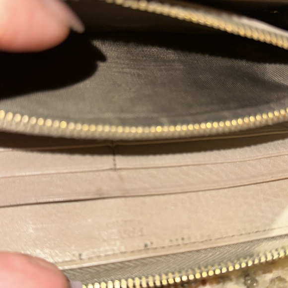 Prada zip wallet in gray - Picture 4 of 6